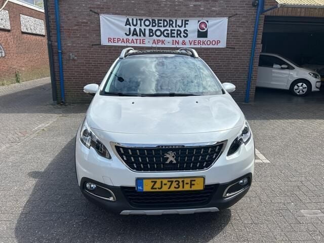 Wit Gebruikt 2019 Peugeot 2008 Allure SUV | € 11.495 (Goede deal) - Afbeelding 1/4