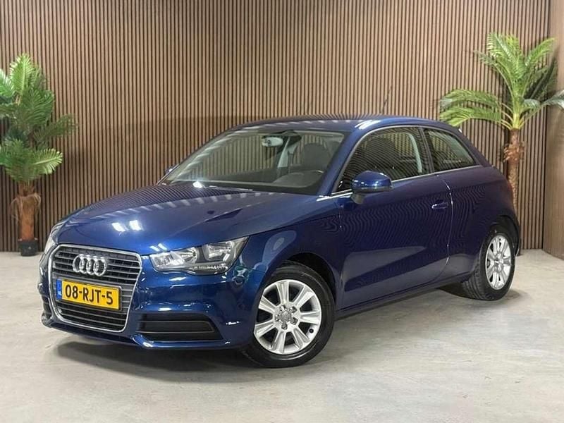 Blauw Gebruikt 2011 Audi A1 Hatchback | € 4.750 (Goede deal) - Afbeelding 1/4
