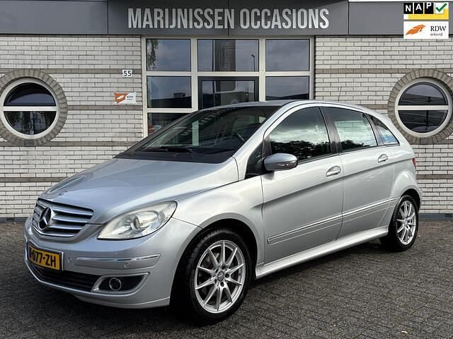 Grijs Gebruikt 2008 Mercedes B200 MPV | € 5.995 (Eerlijke prijs) - Afbeelding 1/4