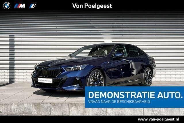Tansanitblau ii metallic Gebruikt 2025 BMW 550e Comfort Edition Sedan | € 99.900 (Eerlijke prijs) - Afbeelding 1/4