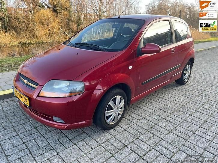 Rood Occasion 2007 Chevrolet Kalos Hatchback | € 1.899 (Eerlijke prijs) - Afbeelding 1/4