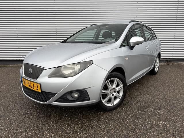 Grijs (metallic) Occasion 2011 Seat Ibiza ST Copa Stationwagen | € 2.245 (Eerlijke prijs) - Afbeelding 1/4