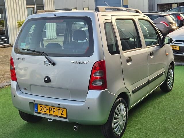 Occasion Suzuki Wagon R GLX 94 PK (69 kW) 2004 Grijs MPV