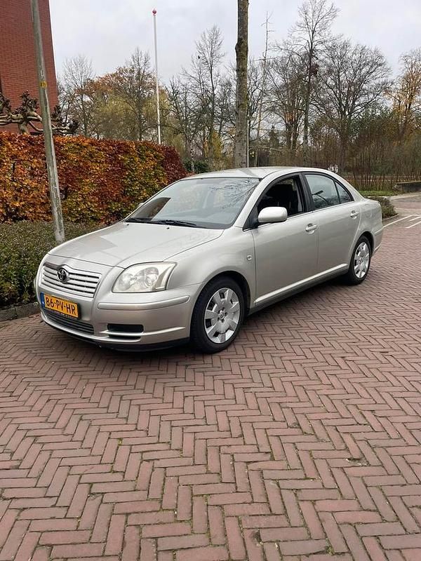 Gebruikt 2005 Toyota Avensis Terra | € 3.250 (Eerlijke prijs) - Afbeelding 1/4