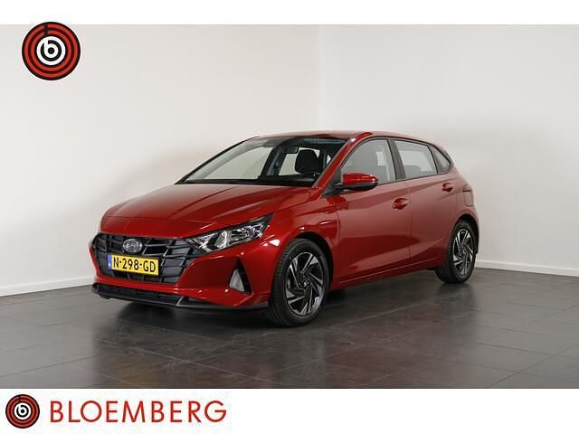 Rood Occasion 2021 Hyundai i20 Comfort Hatchback | € 14.950 (Eerlijke prijs) - Afbeelding 1/4