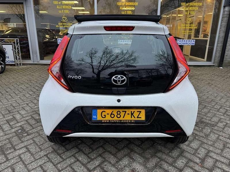 Occasion Toyota Aygo X-play 72 PK (52 kW) 2019 Wit Hatchback