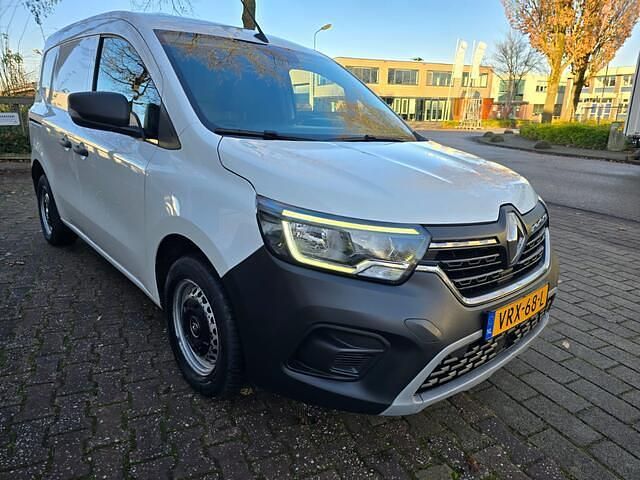 Wit Gebruikt 2022 Renault Kangoo Van | € 8.995 - Afbeelding 1/4