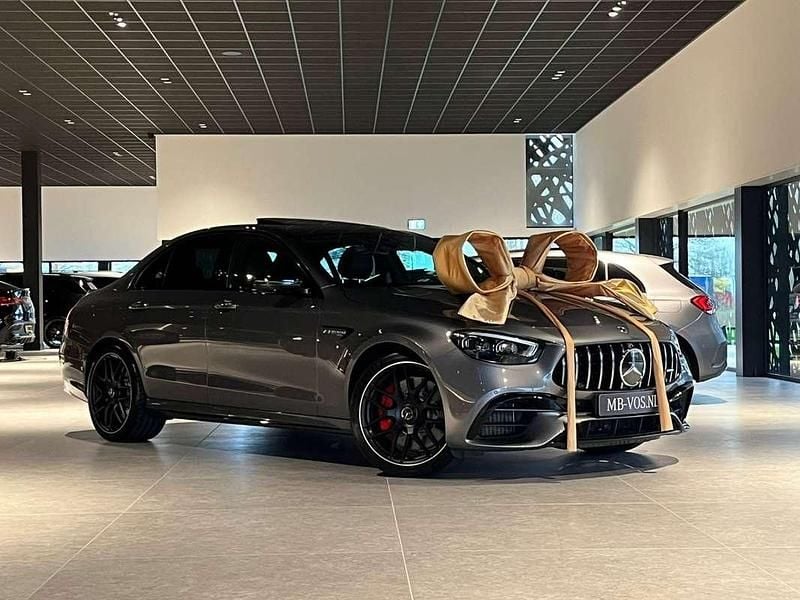 Grijs Gebruikt 2020 Mercedes E63 AMG AMG Sedan | € 109.950 (Duur) - Afbeelding 1/4