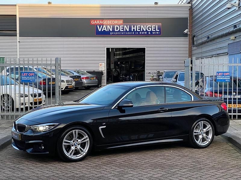 Zwart (metallic) Gebruikt 2019 BMW 430 Cabriolet Executive Cabriolet | € 26.900 - Afbeelding 1/4
