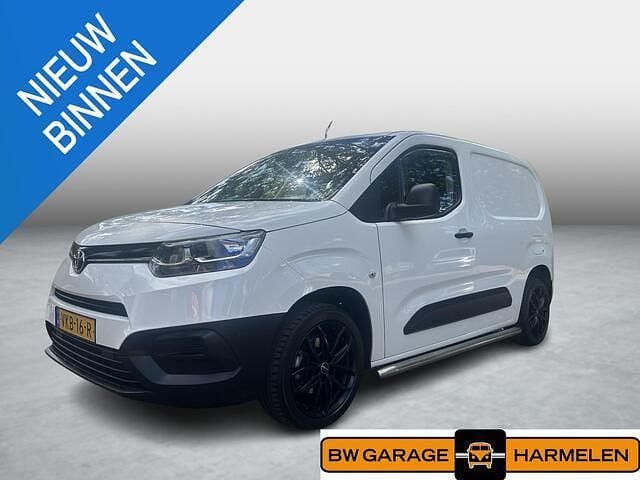 Wit Gebruikt 2021 Toyota Proace City Van | € 11.950 (Goede deal) - Afbeelding 1/4