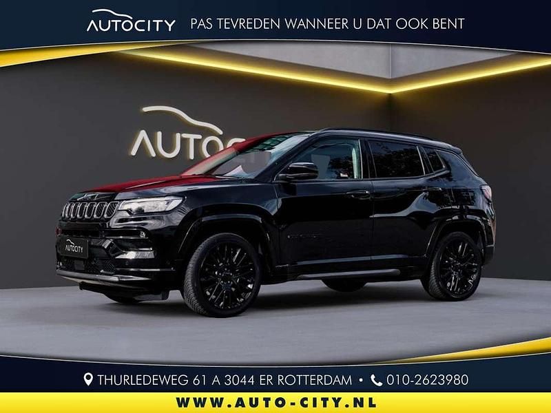 Zwart Gebruikt 2022 Jeep Compass SUV | € 23.750 (Eerlijke prijs) - Afbeelding 1/4