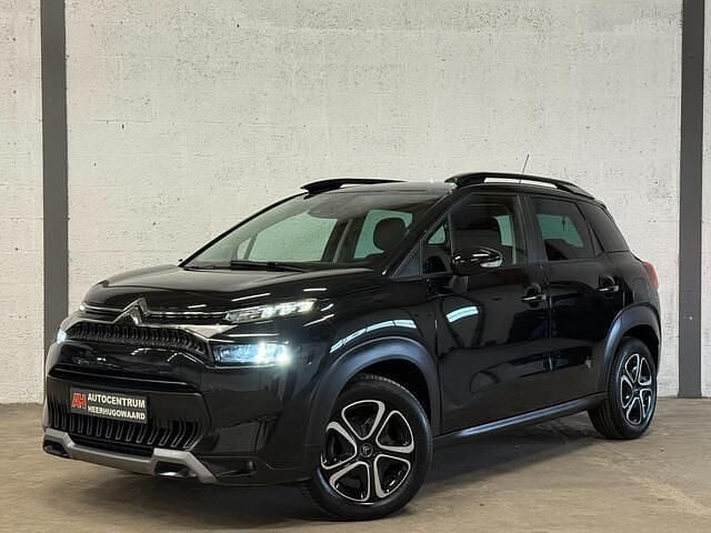 Zwart (metallic) Gebruikt 2022 Citroën C3 Aircross PureTech SUV | € 14.450 (Super prijs) - Afbeelding 1/4