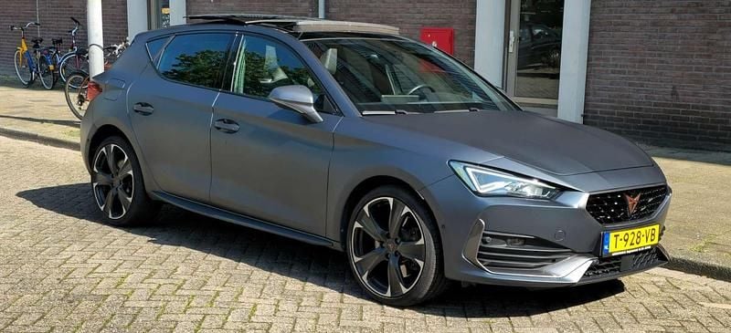 Occasion Cupra Leon VZ 245 PK (180 kW) 2021 Grijs Hatchback