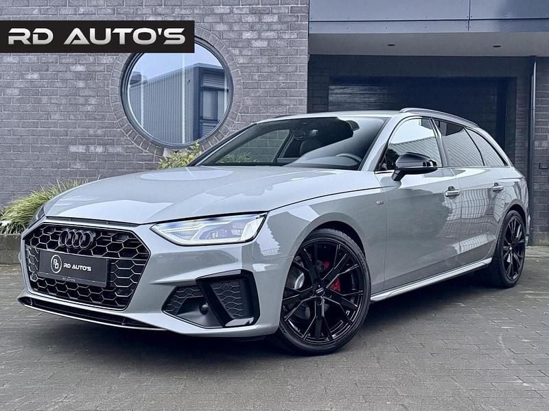 Grijs Occasion 2020 Audi A4 S-Line Stationwagen | € 27.950 (Goede deal) - Afbeelding 1/4