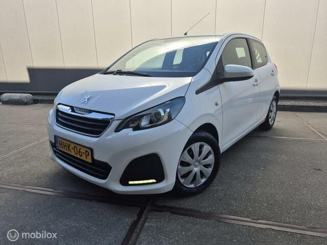 Wit Gebruikt 2014 Peugeot 108 Hatchback | € 5.750 (Eerlijke prijs) - Afbeelding 1/4