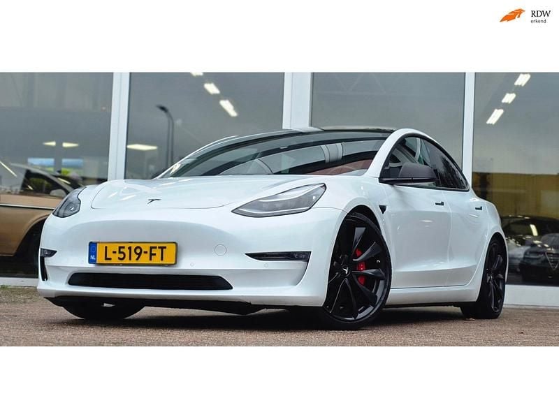 Wit Gebruikt 2019 Tesla Model 3 Performance Sedan | € 22.444 (Eerlijke prijs) - Afbeelding 1/3