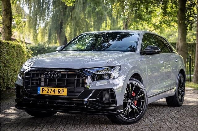 Grijs Gebruikt 2022 Audi Q8 Competition SUV | € 77.950 (Super prijs) - Afbeelding 1/4