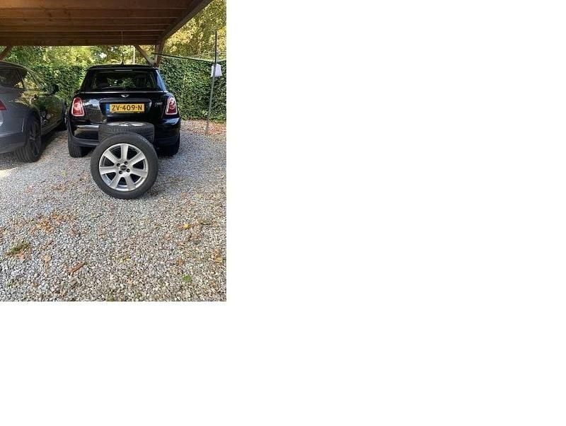 Zwart Gebruikt 2013 Mini ONE Pepper Hatchback | € 3.950 (Super prijs) - Afbeelding 1/4