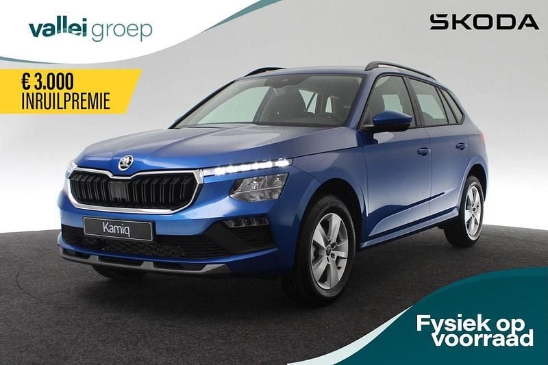 Blauw Nieuw 2025 Skoda Kamiq Selection SUV | € 39.950 - Afbeelding 1/2