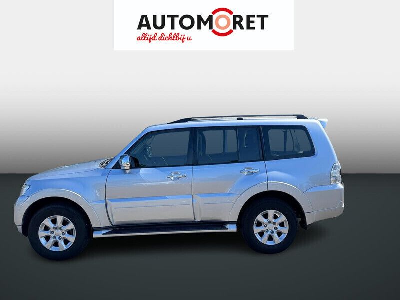 Suv Gebruikt 2016 Mitsubishi Pajero Instyle SUV | € 38.950 - Afbeelding 1/4