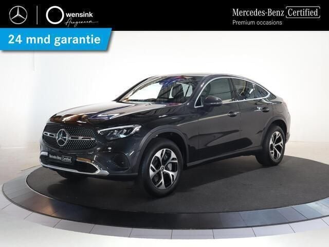 Zwart Gebruikt 2024 Mercedes GLC300 Luxury Coupé | € 66.850 - Afbeelding 1/4