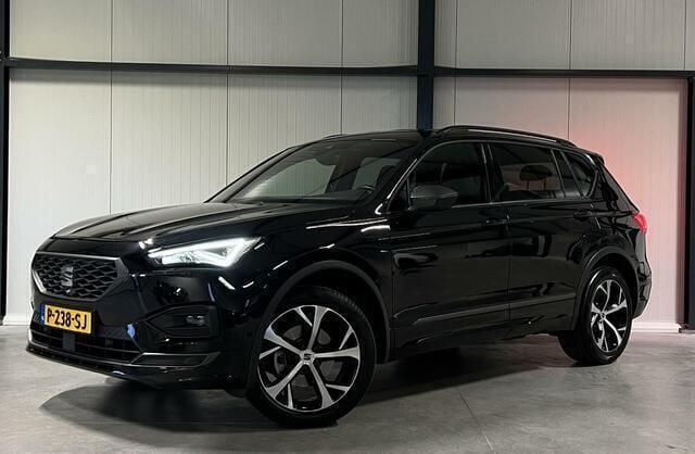 Zwart Occasion 2022 Seat Tarraco FR SUV | € 28.800 (Eerlijke prijs) - Afbeelding 1/4