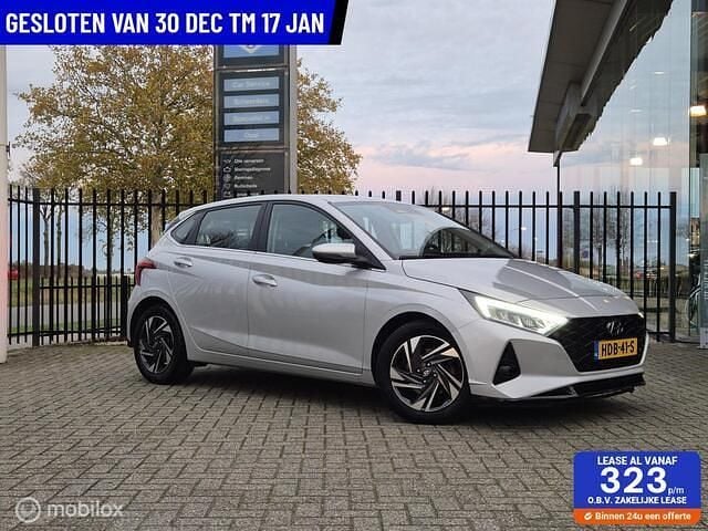 Grijs Gebruikt 2023 Hyundai i20 Hatchback | € 19.950 (Goede deal) - Afbeelding 1/4