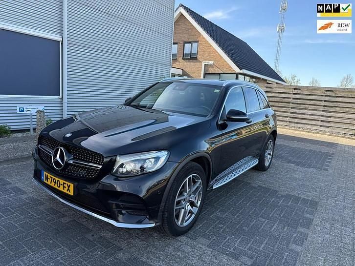 Gebruikt 2015 Mercedes GLC250 Prestige | € 16.999 - Afbeelding 1/4