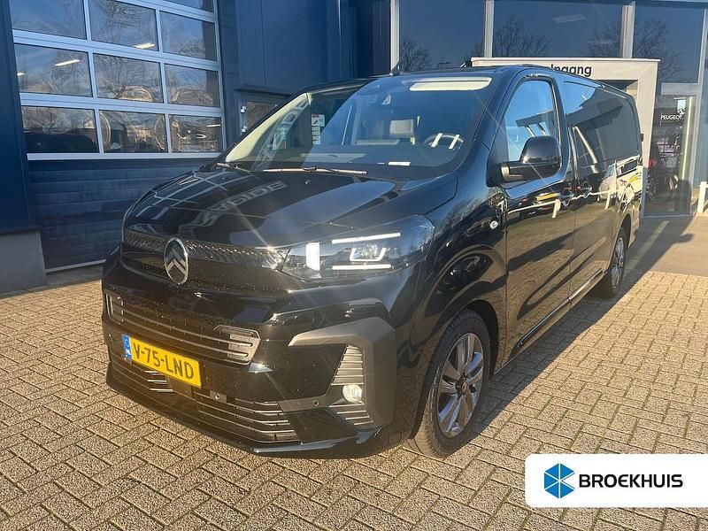 Zwart Gebruikt 2025 Citroën Jumpy MPV | € 40.400 - Afbeelding 1/4
