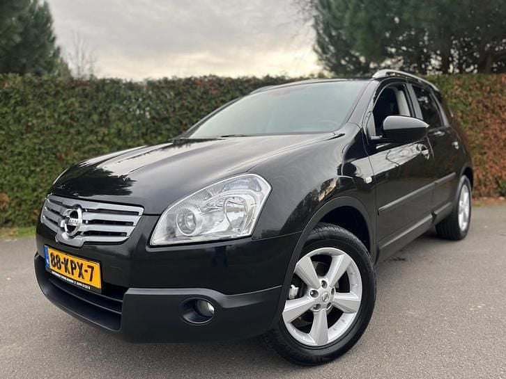 Zwart (metallic) Gebruikt 2010 Nissan Qashqai +2 SUV | € 4.888 (Goede deal) - Afbeelding 1/4