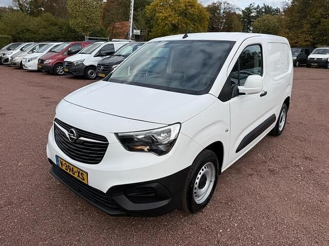 Wit Gebruikt 2019 Opel Combo MPV | € 7.950 (Goede deal) - Afbeelding 1/4