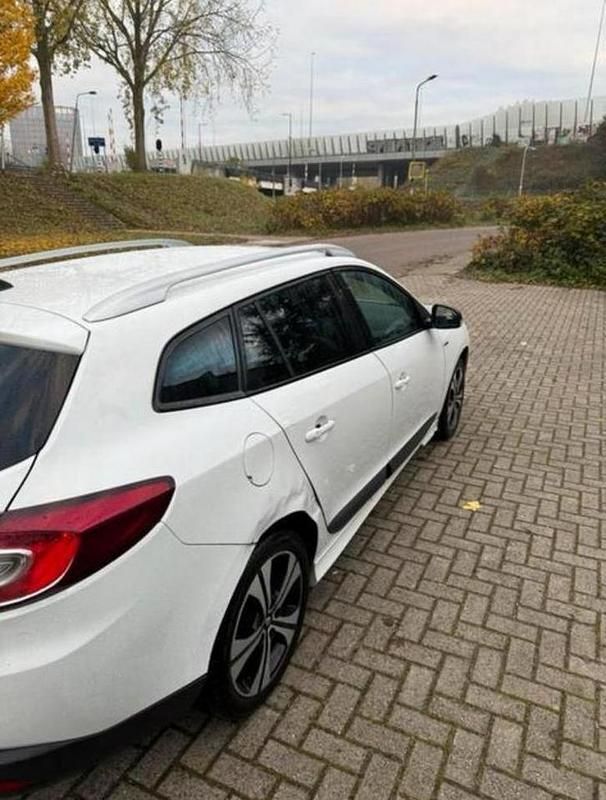 Gebruikt 2011 Renault Mégane III Stationwagen | € 4.300 (Duur) - Afbeelding 1/4