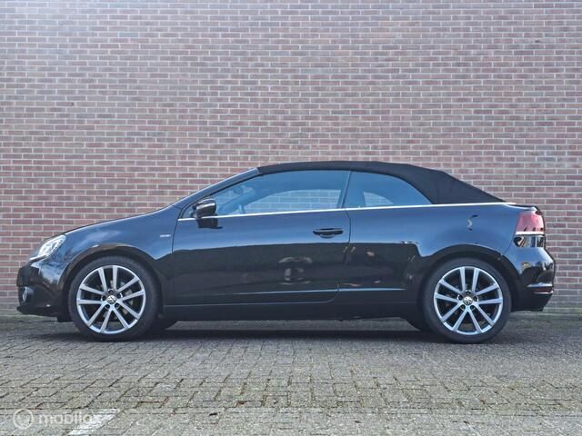 Occasion VW Golf Cabriolet LOUNGE 122 PK (89 kW) 2015 Zwart Cabriolet