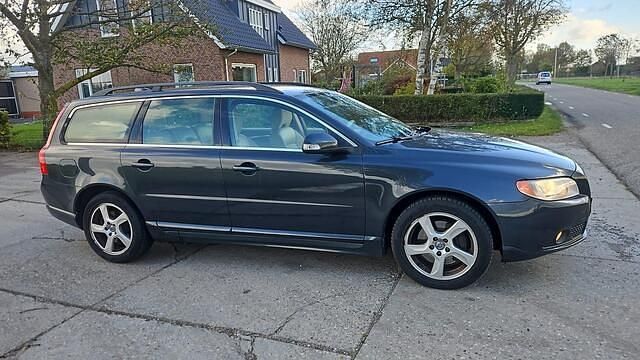 Occasion Volvo V70 Kinetic 163 PK (119 kW) 2011 Grijs Stationwagen