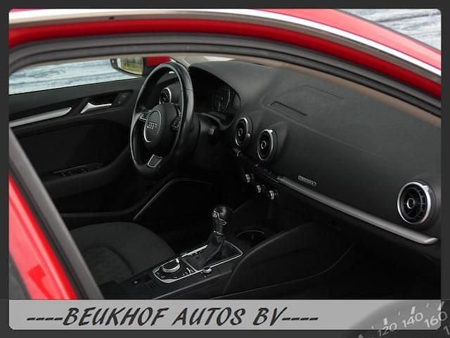 Occasion Audi A3 Sportback e-tron 2015 Rood Hatchback