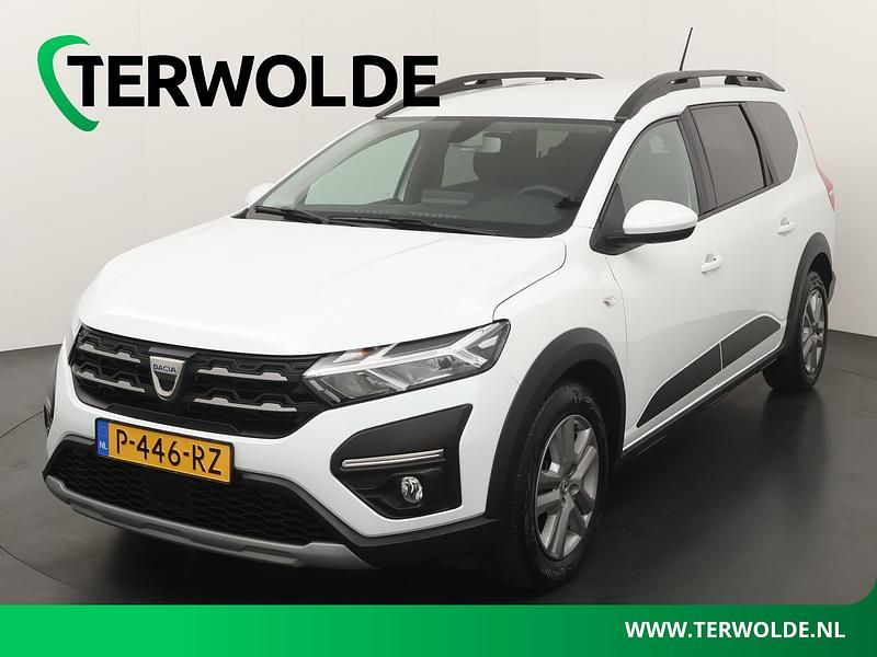 Wit Gebruikt 2022 Dacia Jogger Comfort MPV | € 20.795 (Eerlijke prijs) - Afbeelding 1/4