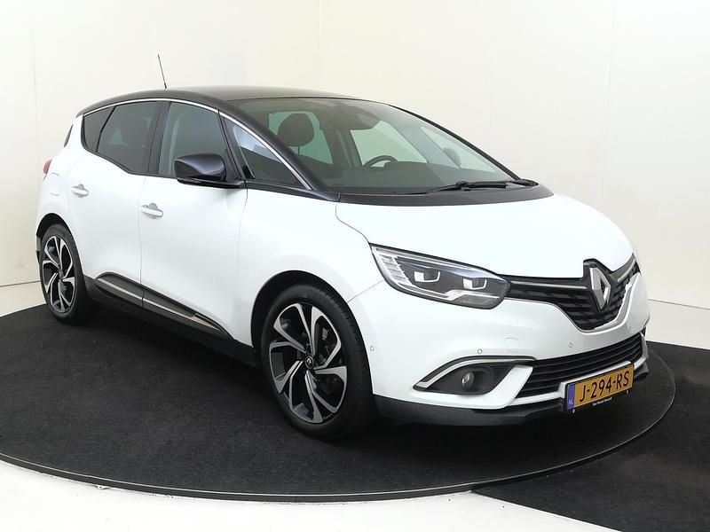 Occasion Renault Scénic IV Intens 140 PK (102 kW) 2018 White qnc+black gne (bixui) MPV