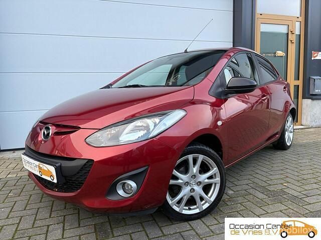 Rood Gebruikt 2013 Mazda 2 Hatchback | € 6.499 (Eerlijke prijs) - Afbeelding 1/4