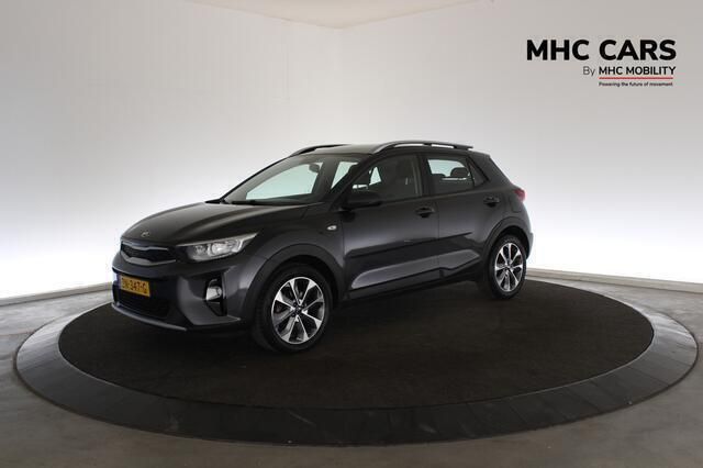 Grijs Gebruikt 2019 Kia Stonic SUV | € 13.900 (Eerlijke prijs) - Afbeelding 1/4