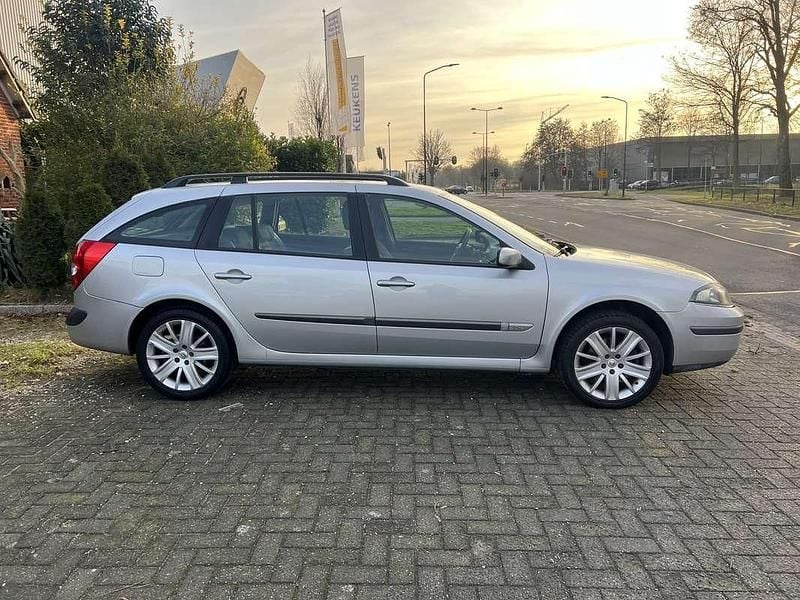 Occasion Renault Laguna III 135 PK (99 kW) 2008 Grijs Stationwagen
