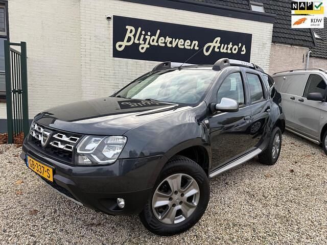 Grijs Gebruikt 2015 Dacia Duster Prestige SUV | € 7.450 (Eerlijke prijs) - Afbeelding 1/4