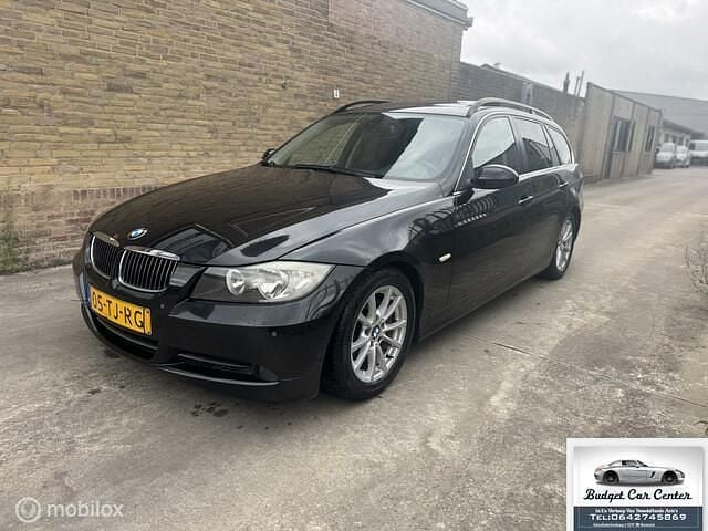 Zwart Gebruikt 2006 BMW 325 Executive Stationwagen | € 3.649 (Super prijs) - Afbeelding 1/4