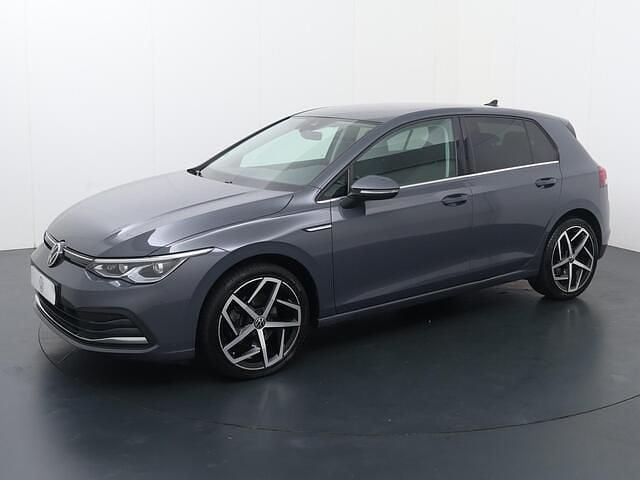 Grijs Gebruikt 2020 VW Golf VIII Style Hatchback | € 19.540 (Eerlijke prijs) - Afbeelding 1/4