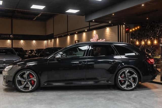 Occasion Audi RS4 S-Line 451 PK (331 kW) 2021 Zwart Stationwagen