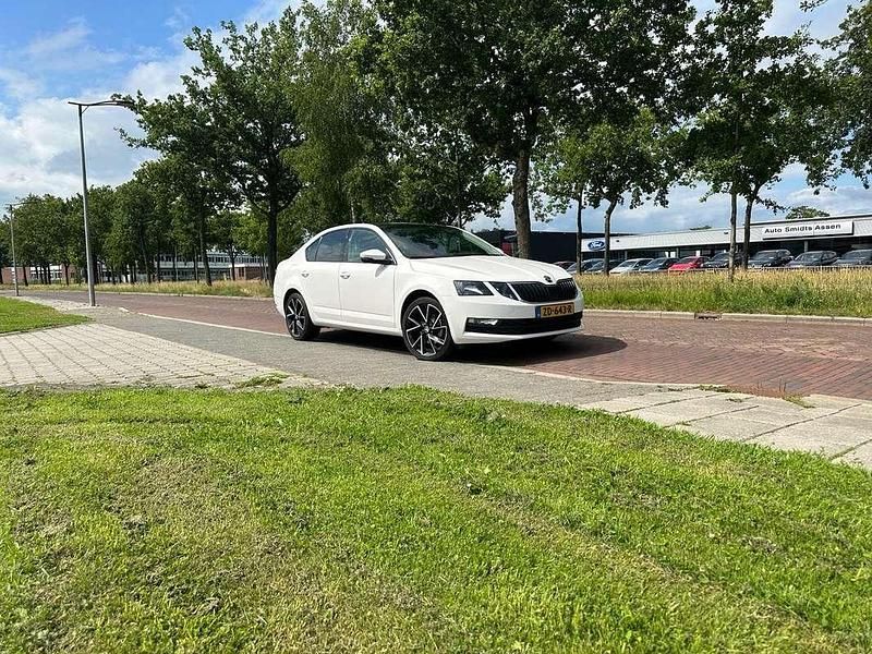 Occasion Skoda Octavia 150 PK (110 kW) 2019 Wit Sedan