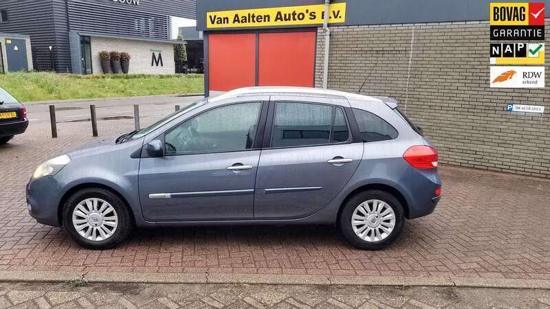 Occasion Renault Clio GrandTour Collection 101 PK (74 kW) 2010 Blauw Stationwagen