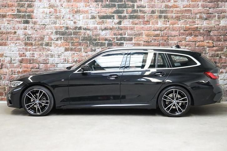 Occasion BMW 320 Executive 184 PK (135 kW) 2020 Zwart (metallic) Stationwagen