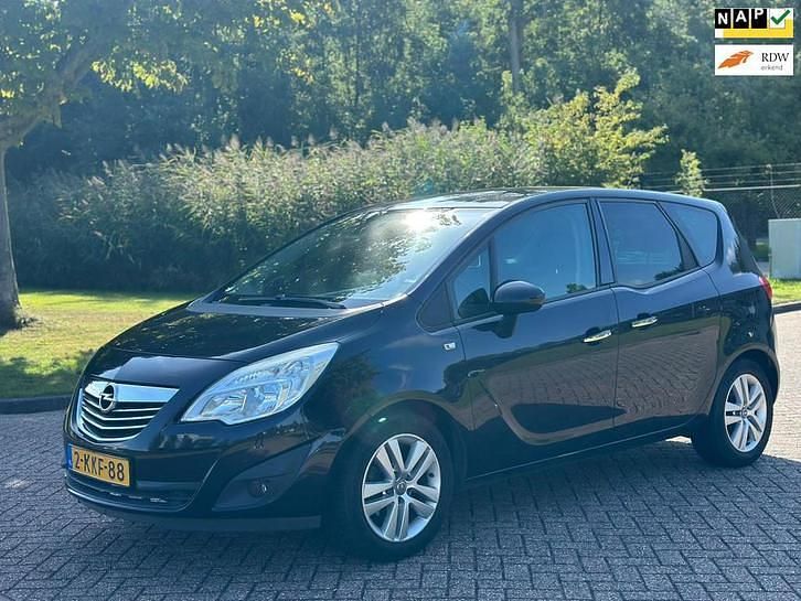 Gebruikt 2011 Opel Meriva Cosmo MPV | € 3.199 (Eerlijke prijs) - Afbeelding 1/4