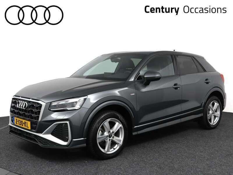 Grijs Gebruikt 2024 Audi Q2 S-Line SUV | € 35.900 (Iets duurder) - Afbeelding 1/4