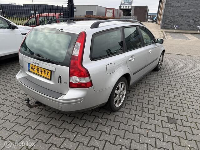 Occasion Volvo V50 Momentum 125 PK (91 kW) 2005 Grijs Stationwagen